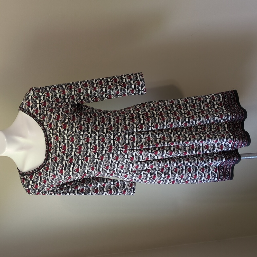 Max Studio 3/4 sleeve fit flare dress size medium